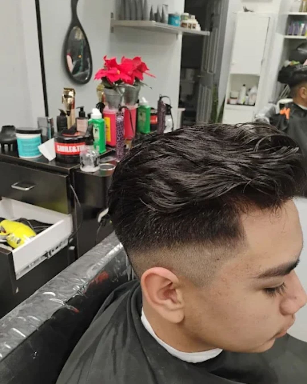 Corte de hombre estilo fade desvanecido
